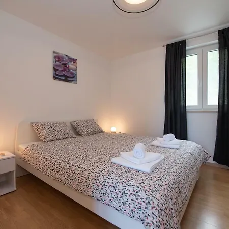 Apartment With A Parking Space Liganj, Opatija - 17370